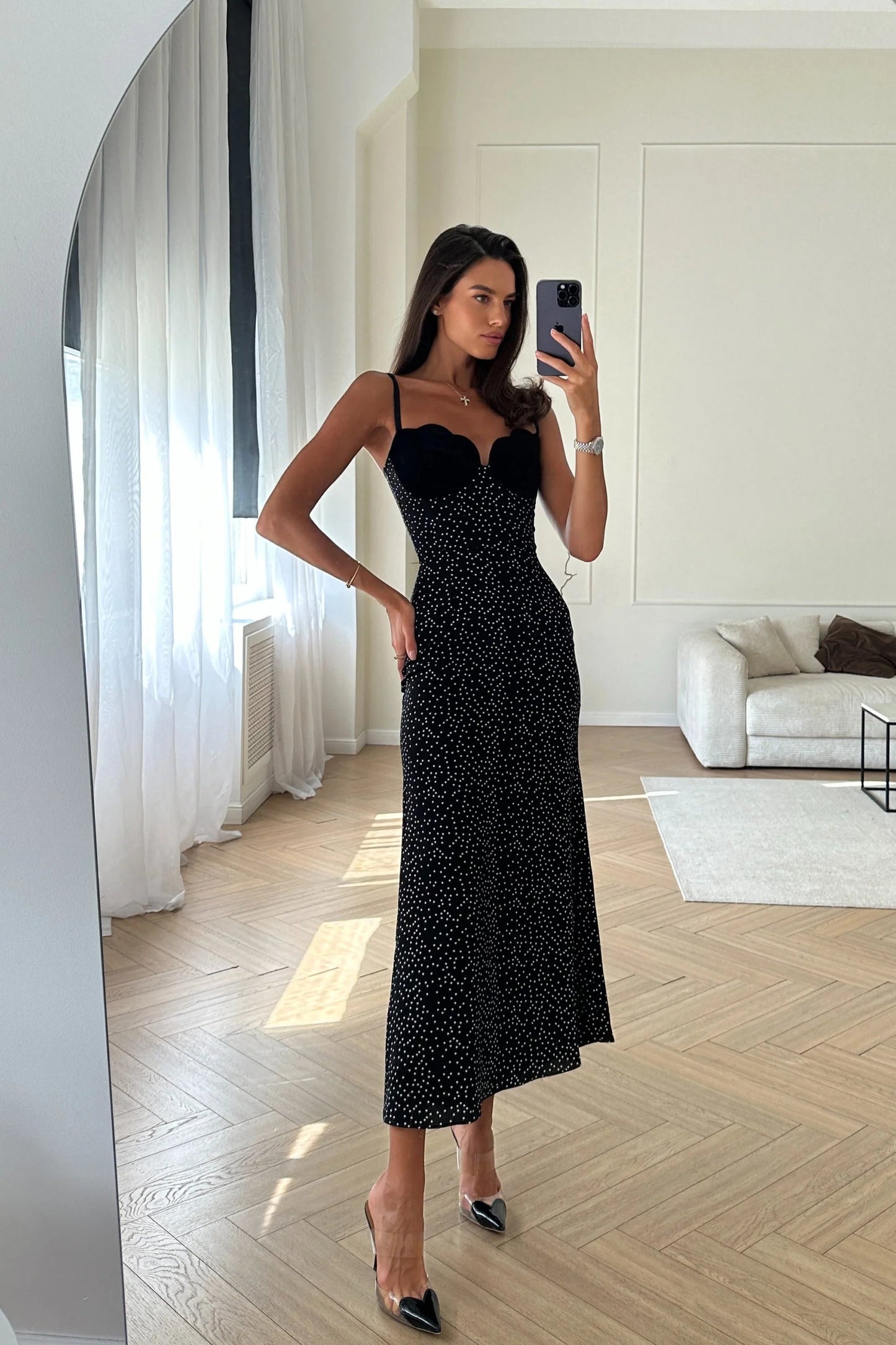 Aria | Vestido Midi Negro