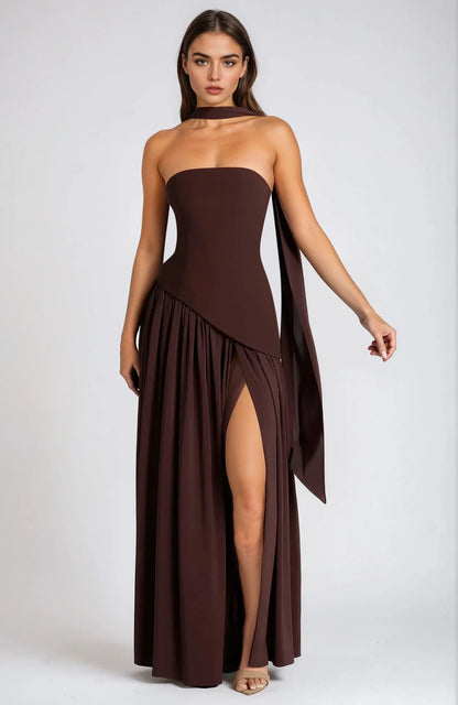Leonor – Vestido De Gala Con Corte Palabra De Honor