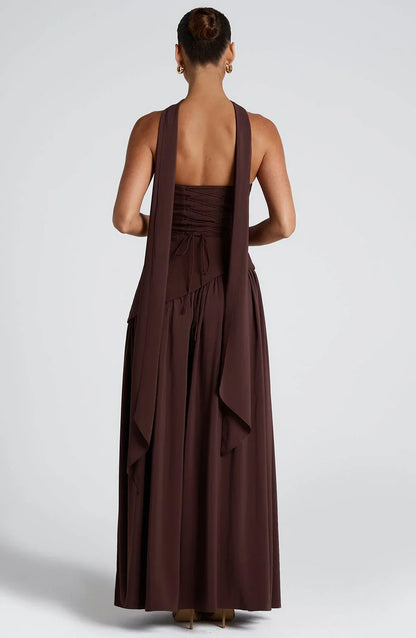Leonor – Vestido De Gala Con Corte Palabra De Honor