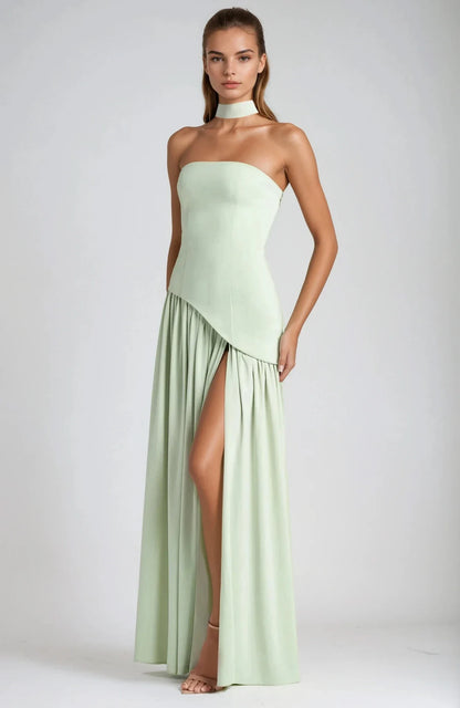Leonor – Vestido De Gala Con Corte Palabra De Honor