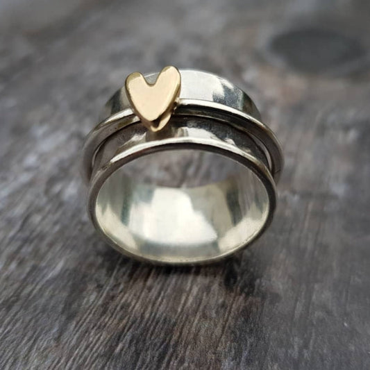 Anillo de Oro Vintage en Forma de Corazón con Plata