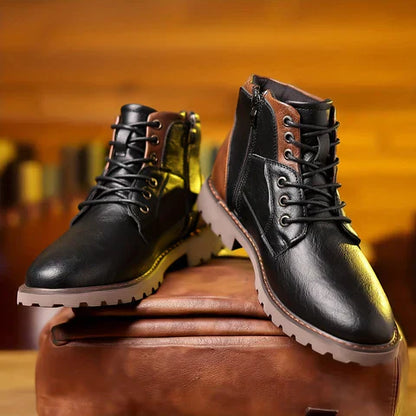 RICARDO™ | BOTAS CON CORDONES EN CUERO RESISTENTE