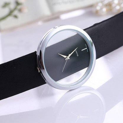 Reloj de Cuarzo con Caja Transparente y Elegante