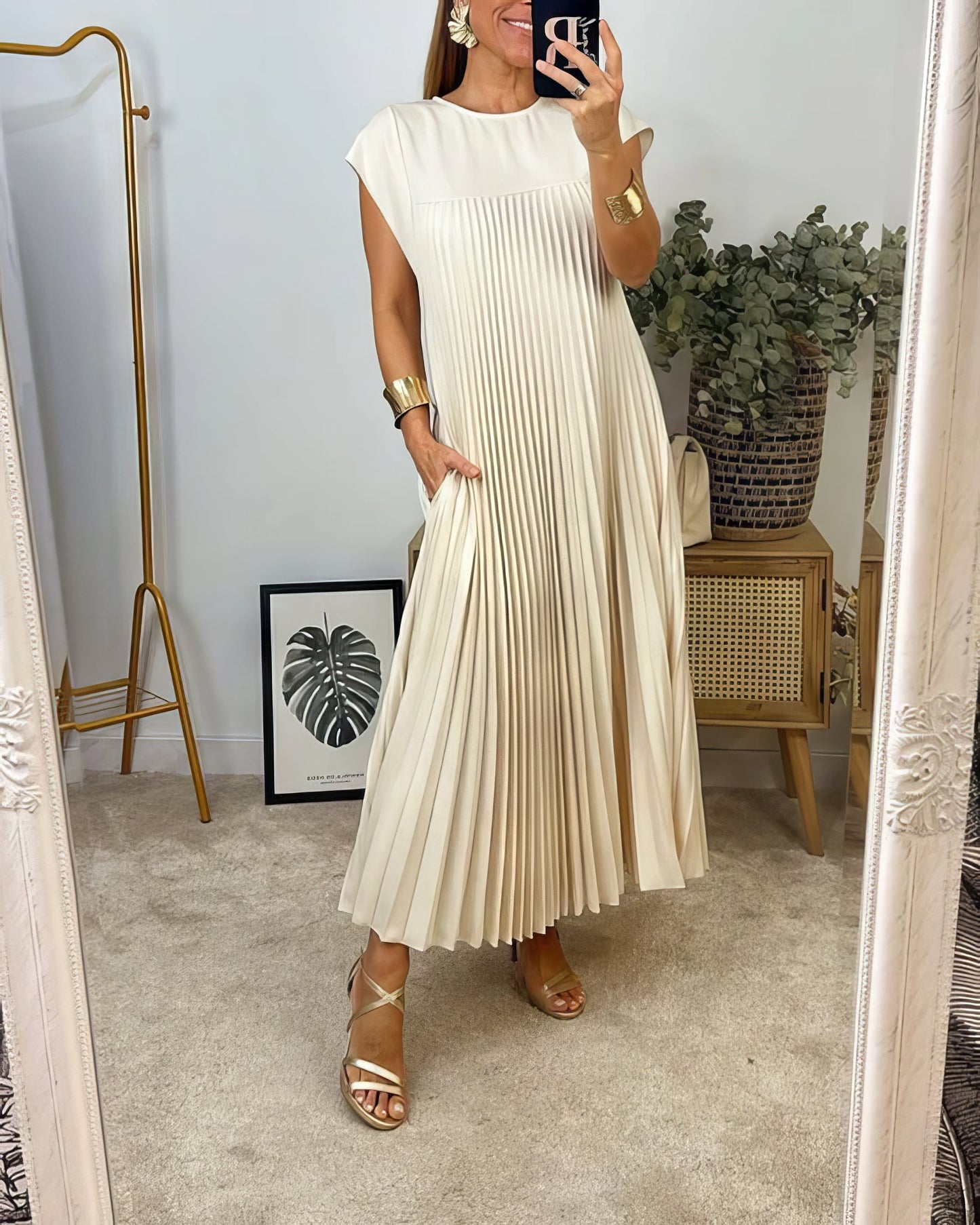 ELEONORA | Vestido Plisado Sin Mangas, Elegante y Atemporal