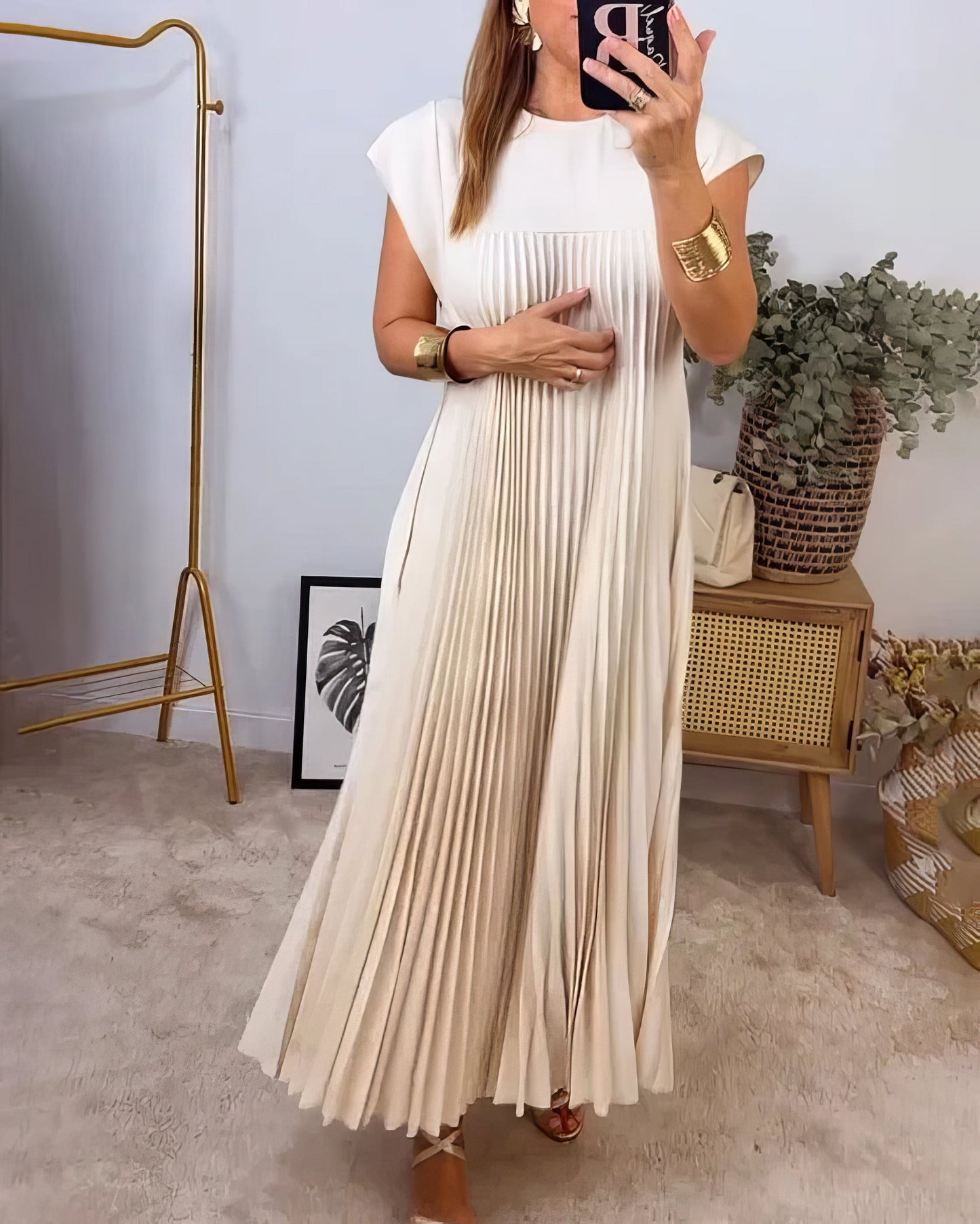 ELEONORA | Vestido Plisado Sin Mangas, Elegante y Atemporal
