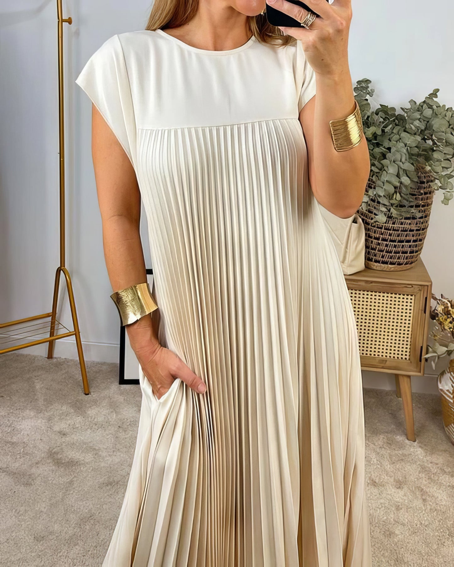 ELEONORA | Vestido Plisado Sin Mangas, Elegante y Atemporal