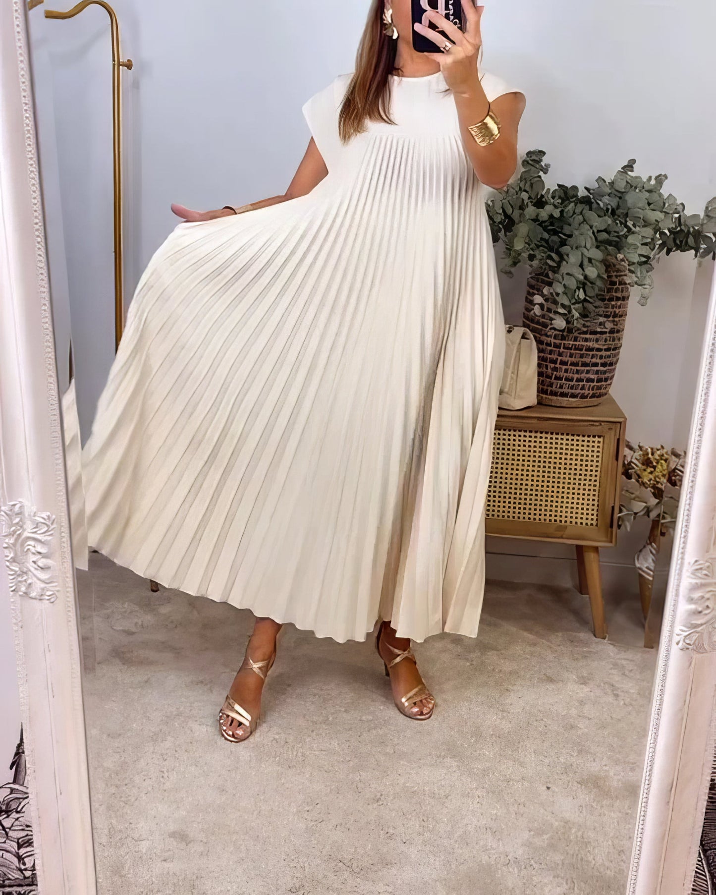 ELEONORA | Vestido Plisado Sin Mangas, Elegante y Atemporal